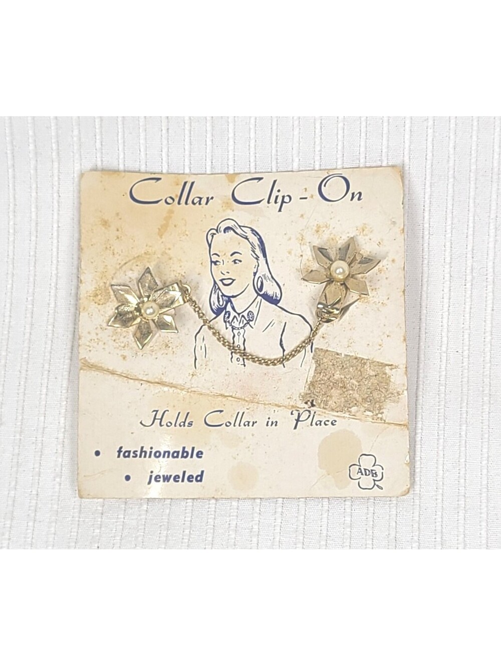 NOS Vtg 50s Collar Clips On Card Gold Tone Flower Pearl Gift Pinup Sweater Girl